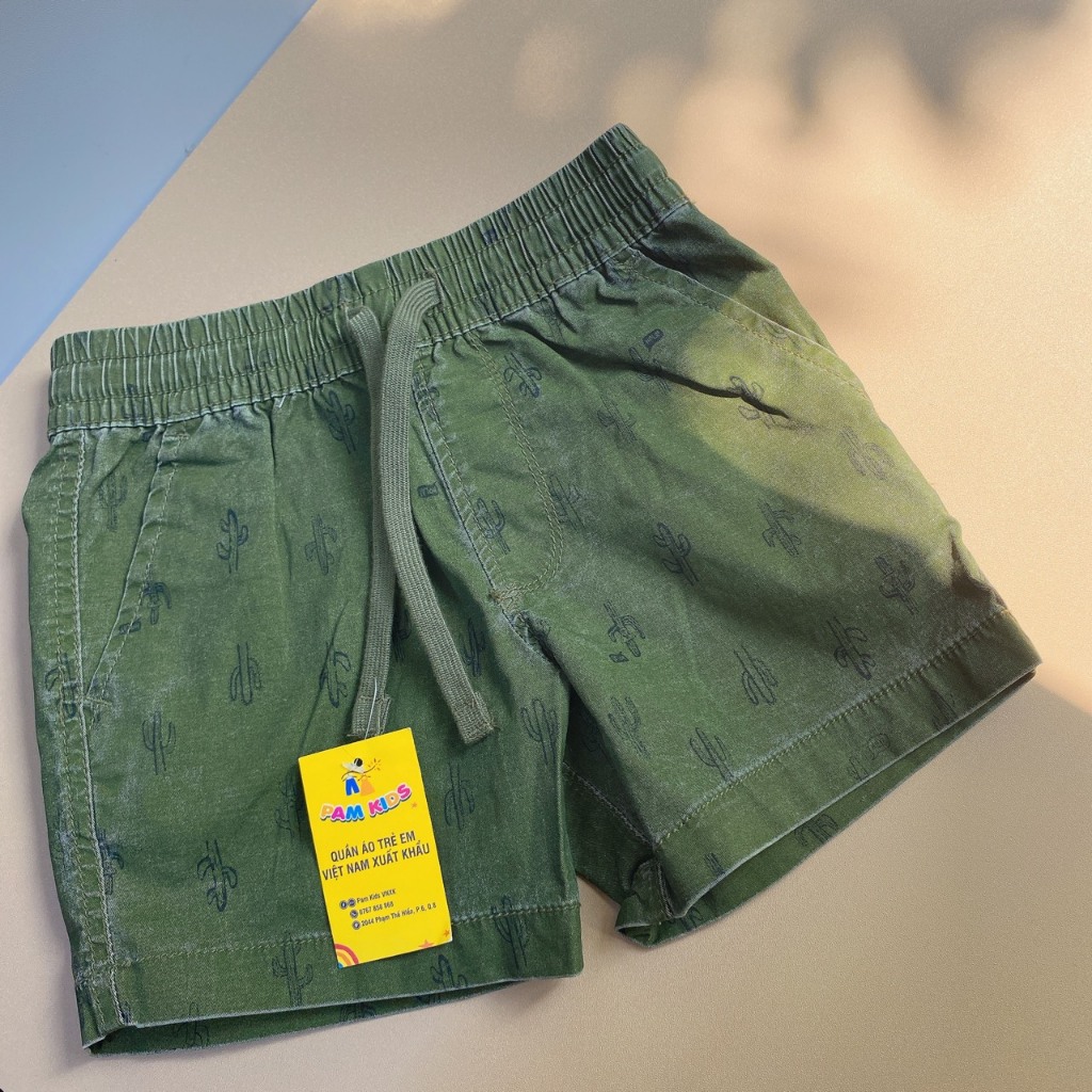 P53 Quần short bé trai kaki Crown & Ivy