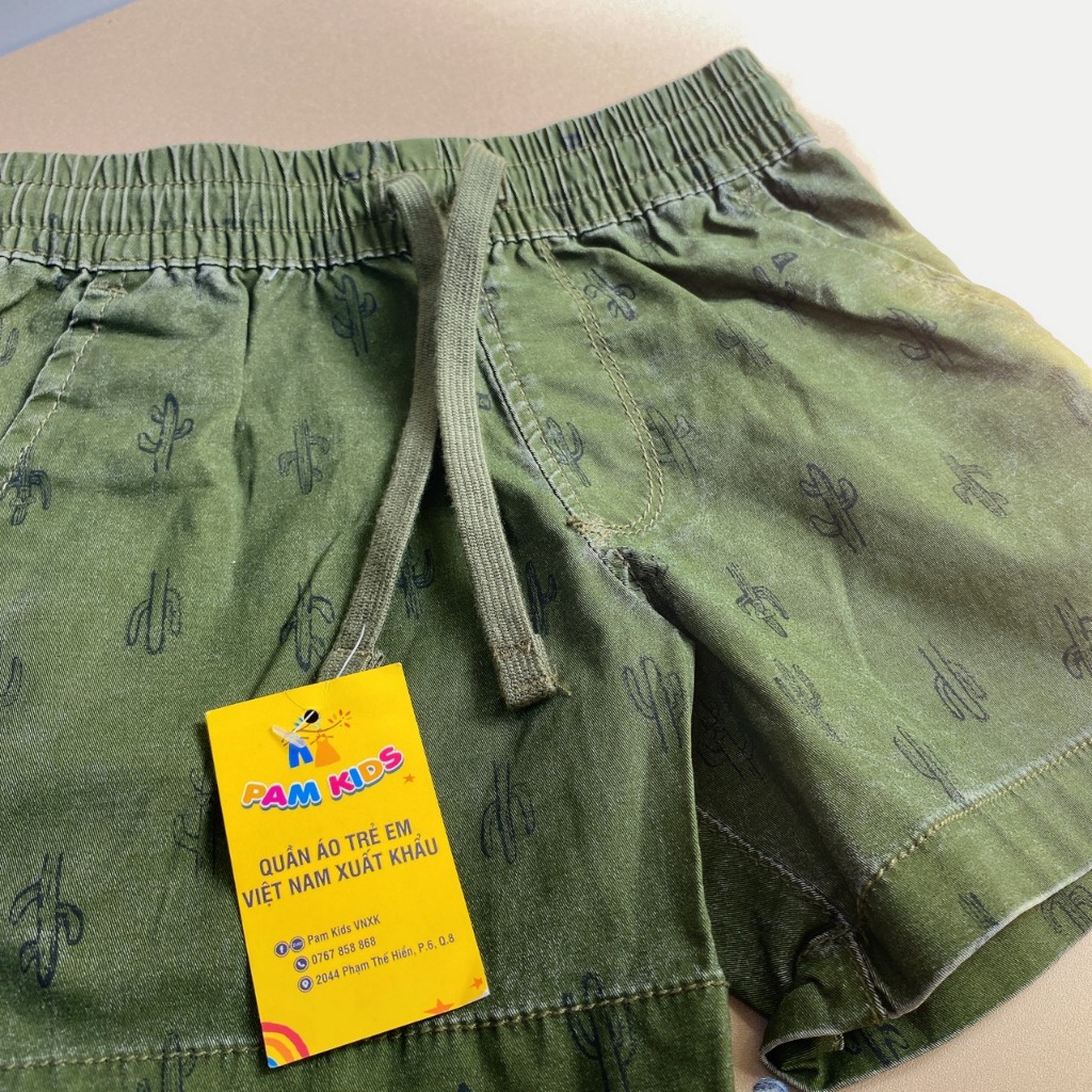 P53 Quần short bé trai kaki Crown & Ivy