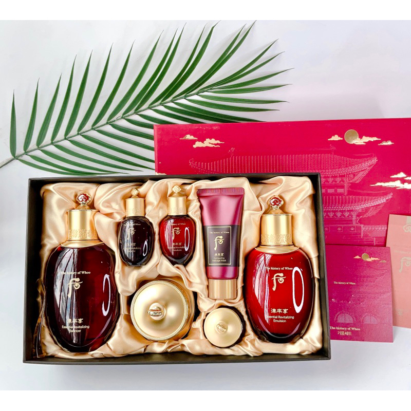 SET WHOO ĐỎ THÁNG 4 CẤP ẨM NÂNG CƠ CHỐNG LÃO HOÁ