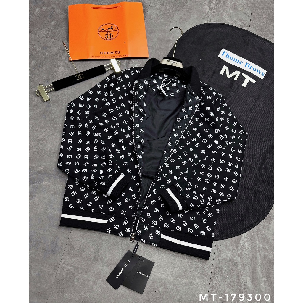 Áo Khoác Bomber Nam Đê Gờ In Logo Toàn Thân Siêu Đẹp - Áo Khoác Nam Bomber Đê Gờ Cao Cấp