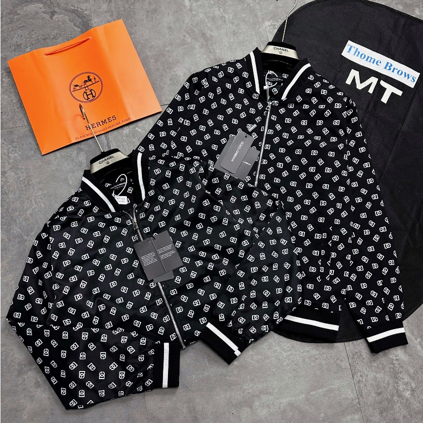 Áo Khoác Bomber Nam Đê Gờ In Logo Toàn Thân Siêu Đẹp - Áo Khoác Nam Bomber Đê Gờ Cao Cấp