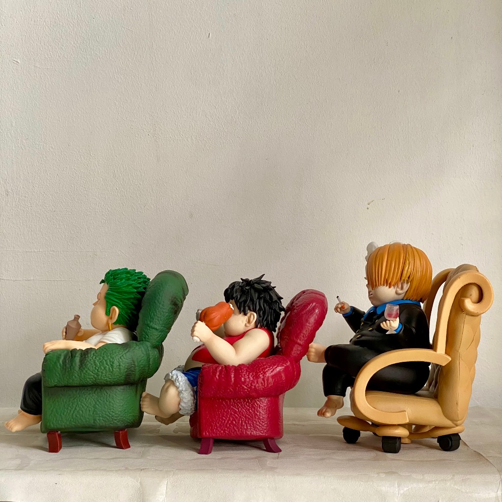Mô Hình Luffy Béo Ngồi Sofa - Mô Hình Sanji Béo Ngồi Ghế - Mô Hình Zoro Béo Ngồi Sofa - Zoro Luffy Sanji Ngồi
