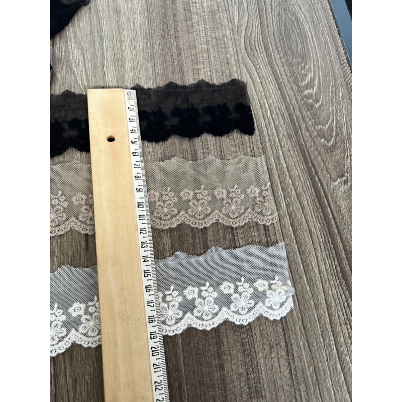 13,5m ren lưới thêu hoa bản 5cm màu vintage
