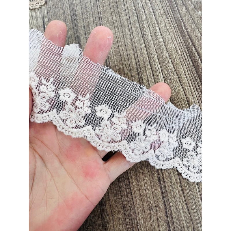13,5m ren lưới thêu hoa bản 5cm màu vintage