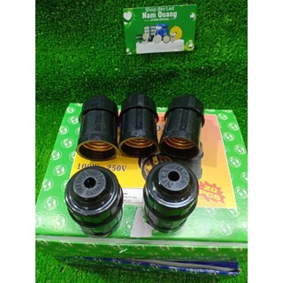ĐUÔI ĐÈN TREO KHÔNG DÂY E27 ( trắng - đen )