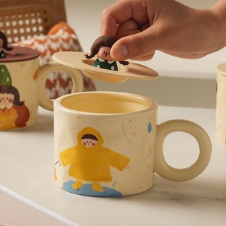 Ly sứ bé gái nắp silicon quai tròn Cute