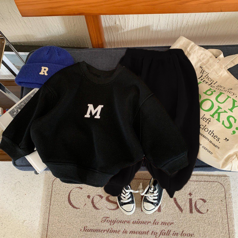 TE450-Bộ nỉ áo+quần cho bé trai bé gái Hokiha Kids chất nỉ ép dày dặn, mềm mịn hình thêu chữ M size 8-16kg