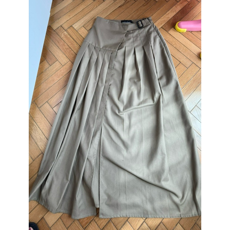 Thanh lý chân váy caffeine studio sz s