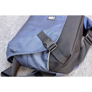 Túi máy ảnh Crumpler Roady 7500 có ngăn ipad