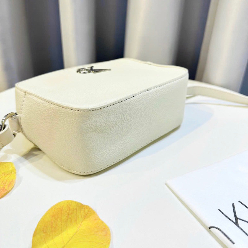 Túi calvin klien đeo chéo cho nữ