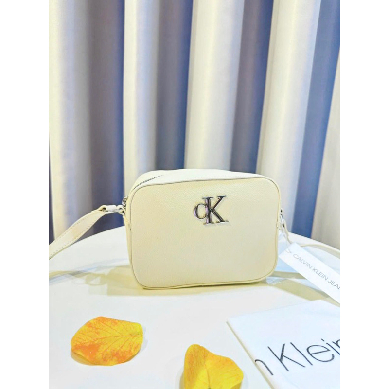 Túi calvin klien đeo chéo cho nữ