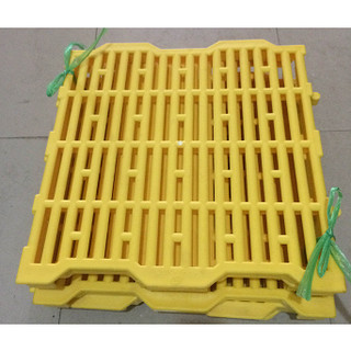 Tấm nhựa lót sàn chăn nuôi 40x40