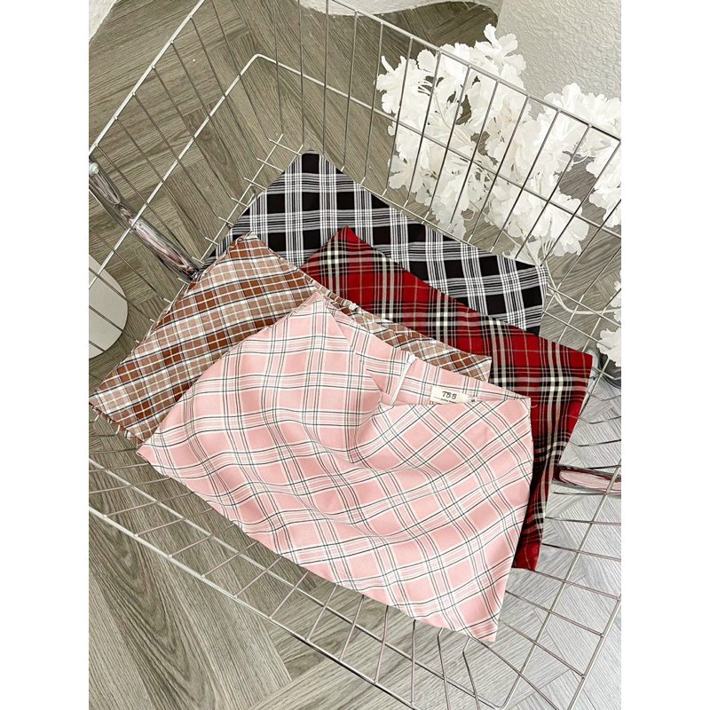 Chân váy kẻ xinh