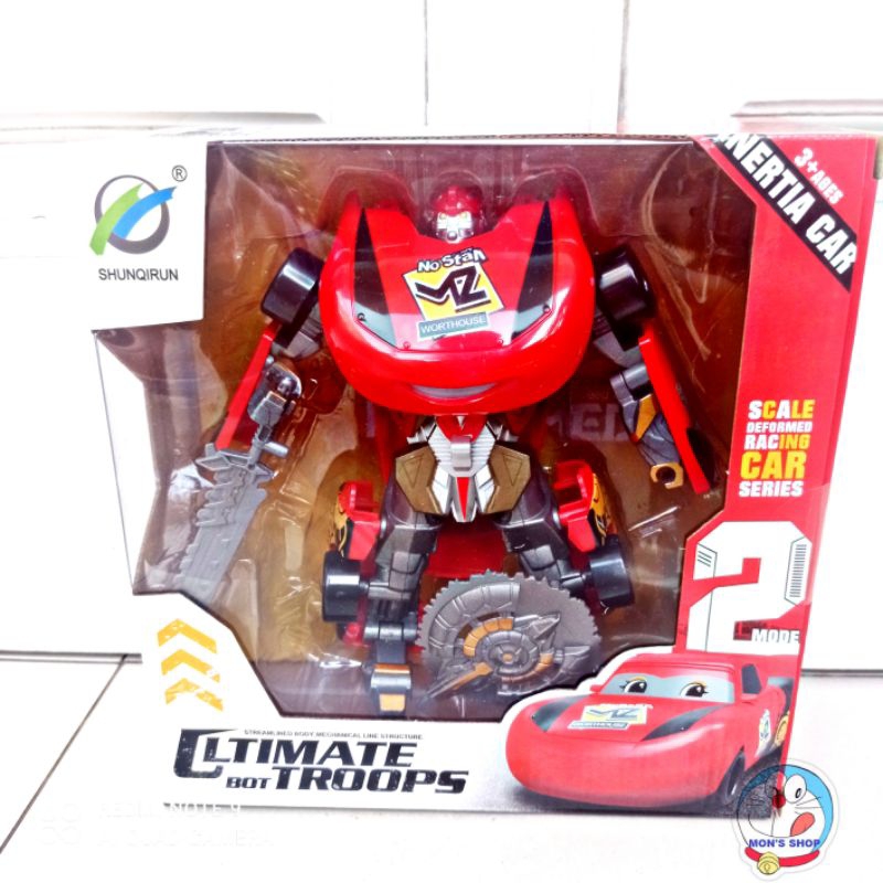 Đồ chơi lắp ráp biến hình xe racing McQueen thành robot và ngược lại