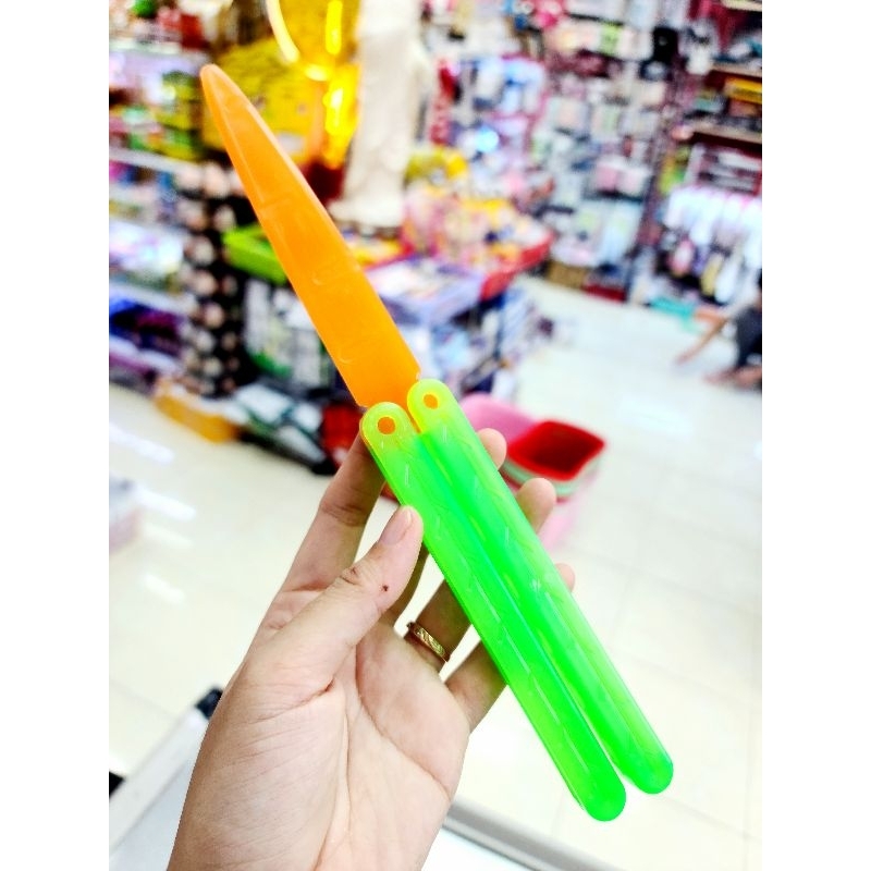 Dao chuối vô tri 🍌+ dao cá mập