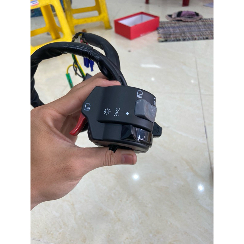 Cùm công tắc Vixion chính hãng , gắn được cho nhiều dòng xe