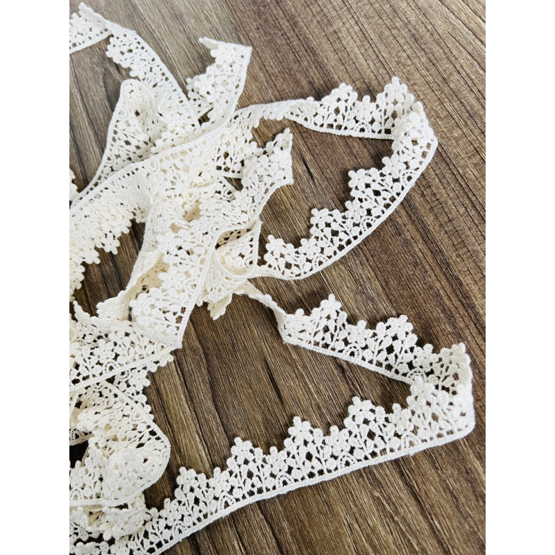 14m ren cotton màu kem bản 2.5cm