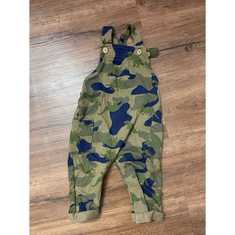 Quần yếm Carters xuất xịn cho bé trai size 6-9 month