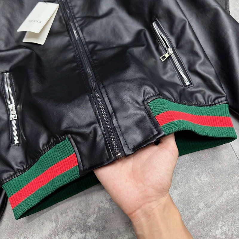 Áo khoác da bomber jacket GC nam nữ trơn bóng phối bo chun sọc xanh đỏ khoá zip kéo kiểu dáng basic AK52P