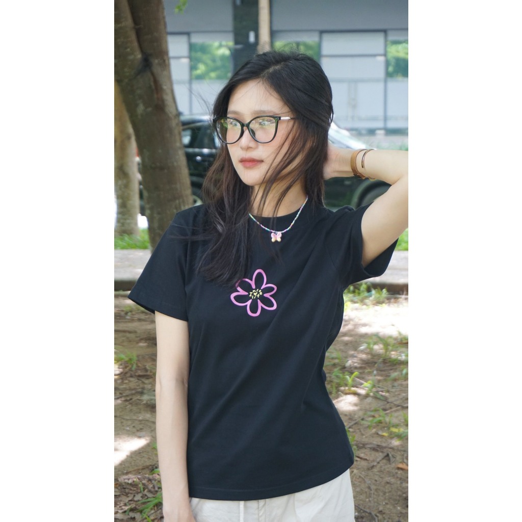 Áo Thun Nữ Baby Tee INSOLITE | Daisy - 100% Cotton