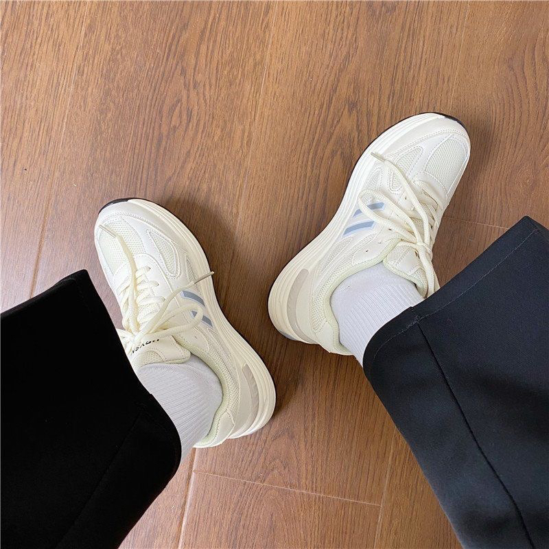 Giày thể thao nữ cao cấp