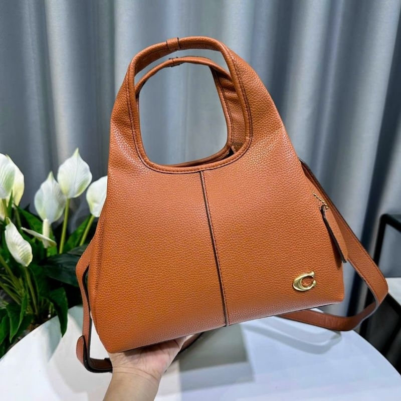 Về thêm màu mới  Hàng bao chuẩn xịn✨✨LANA SHOULDER BAG 23✨✨ CM545🌟Thiết kế đơn giản nhưng không kém phần sang trọng