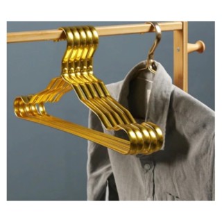 Móc áo nhôm bản dày, màu sắc đẹp, độ bền cao