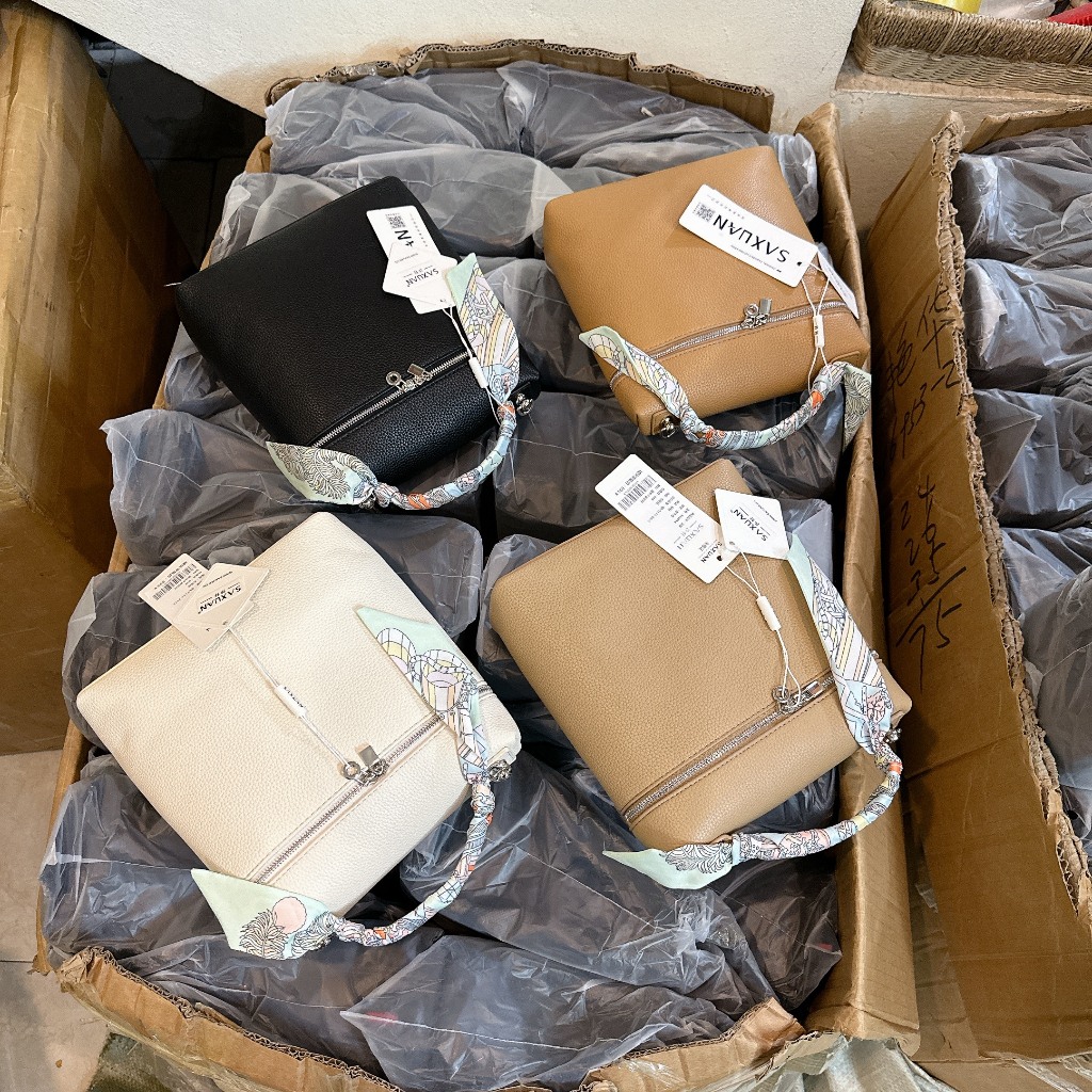 Balo dáng trơn kèm khăn sz 22cm cực xinh