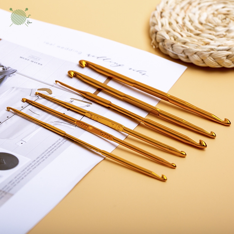 Kim móc 2 đầu vàng SKC-Chất liệu Inox sơn tĩnh điện màu vàng Cao Cấp