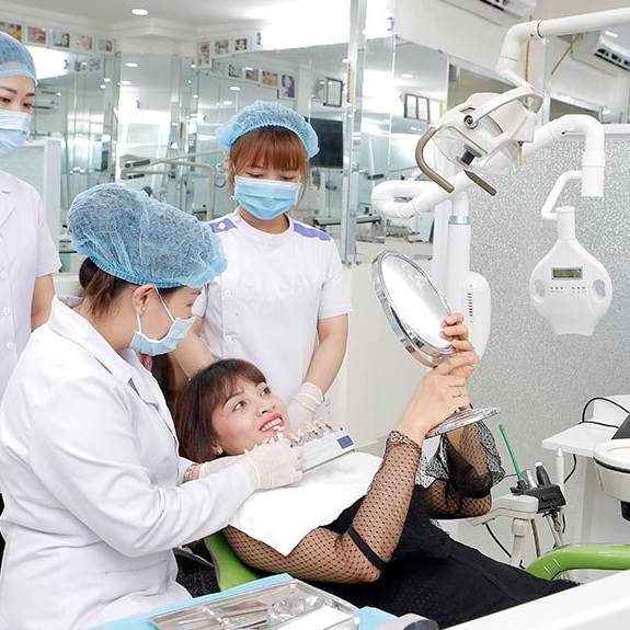 HCM  Nha Khoa Sao Việt - Cạo Vôi, Đánh Bóng/ Trám Răng Chất Lượng Cao