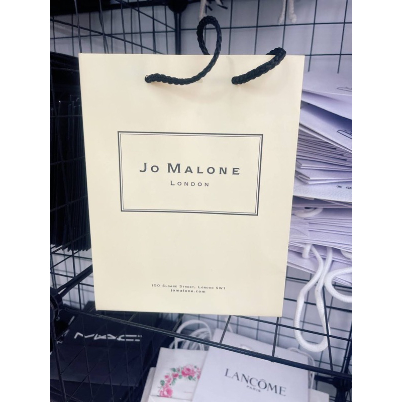 Túi giấy để tặng kèm takashimaya và Mac, sephora, Jo Malone, Estee, Boss