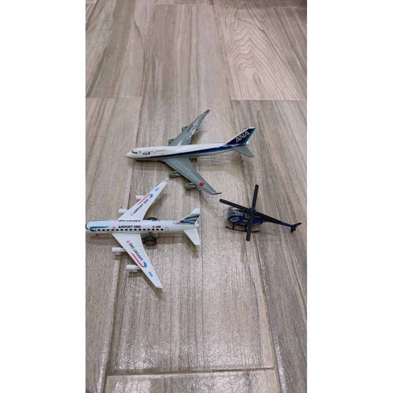Mô hình máy bay,trực thăng Japan Tomica