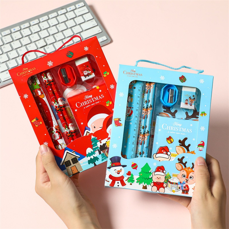 Set Hộp Quà 6 Món Quà Tặng Văn Phòng Phẩm Giáng Sinh Noel Có Quai Xách Cho Bé