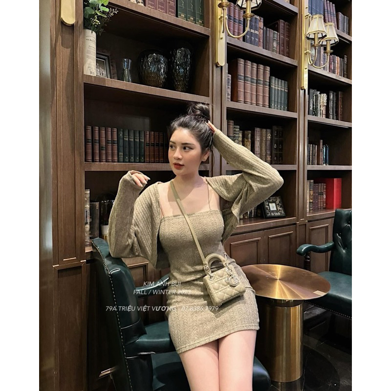 Set Váy Hai Dây Dáng Ngắn Kèm Áo Choàng Len Mã HAS6284