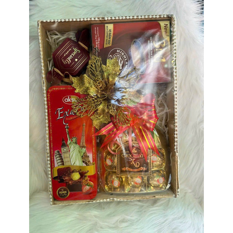 Combo 10  Màng Co Giỏ KHAY GỖ REN 37CM X 27CM