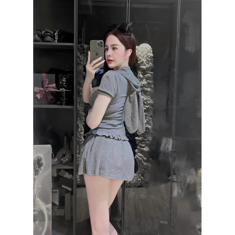 SET ÁO TAI THỎ TAY NGẮN PHỐI CHÂN VÁY XẾP LI XOÈ