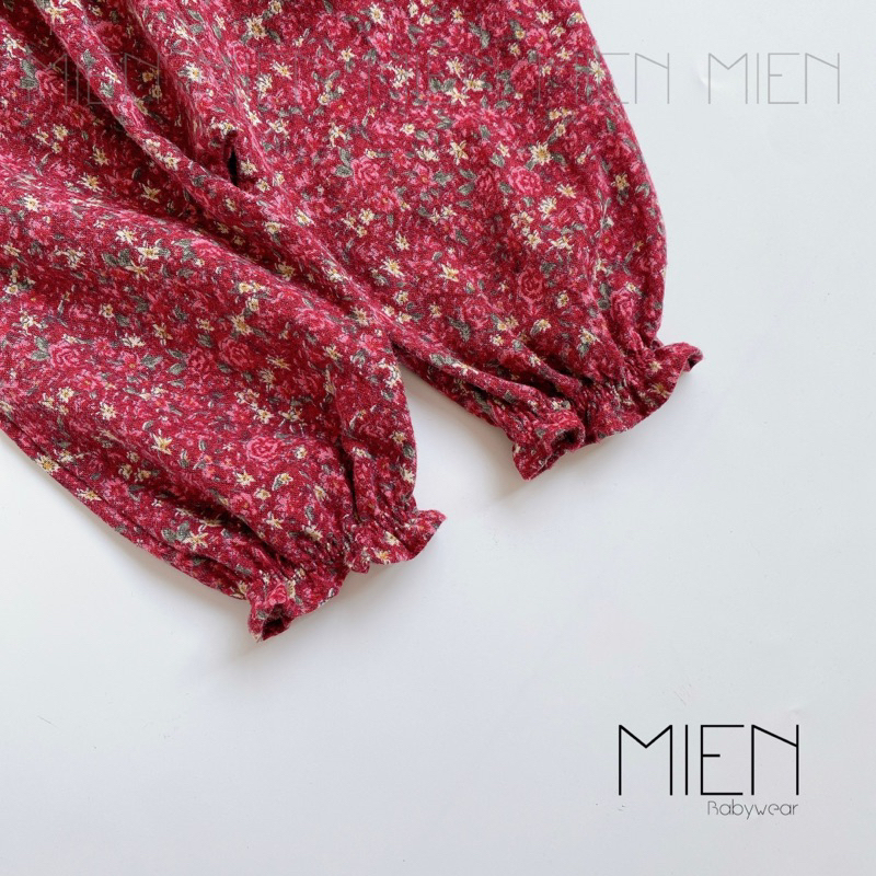 Set yếm dài nhún ngực kèm khăn tam giác MIEN cho bé