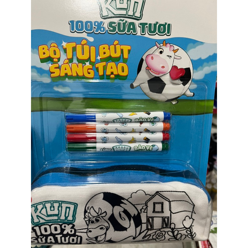 Thùng Sữa Kun tươi vui có đường thùng 48 hộp x 180ml Tăng Túi Bút