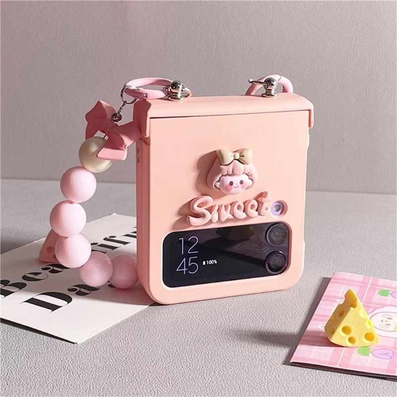 Nhiều màu - Ốp Z Flip5 - Z Flip4 - Z Flip3 - Flip5 5G màu pastel charm em bé kèm dây nơ và thanh bảo vệ bản lề