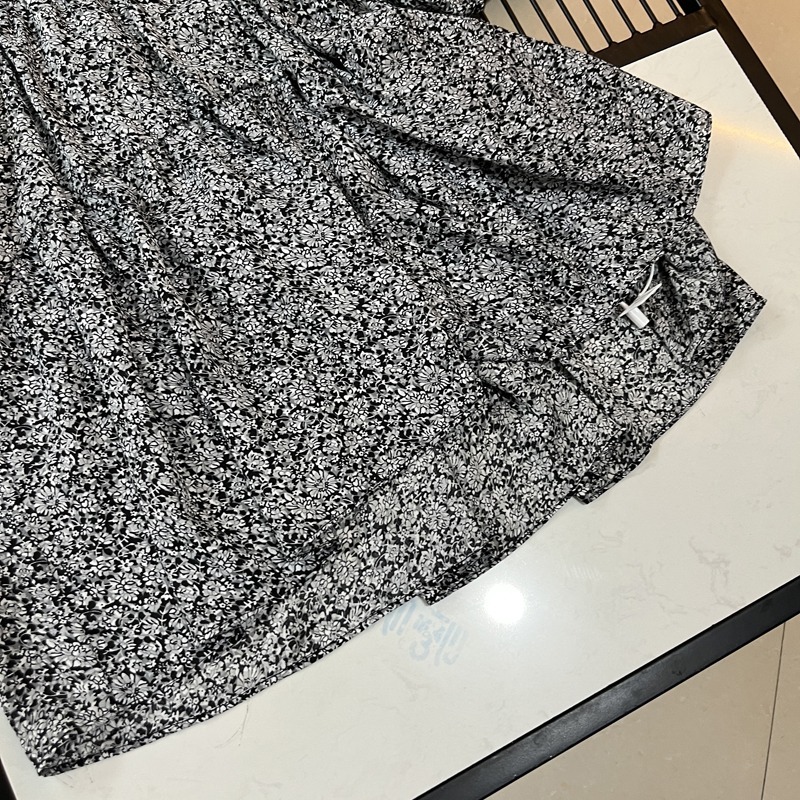 U115 Váy hoa nhí xuất dư của MAJE