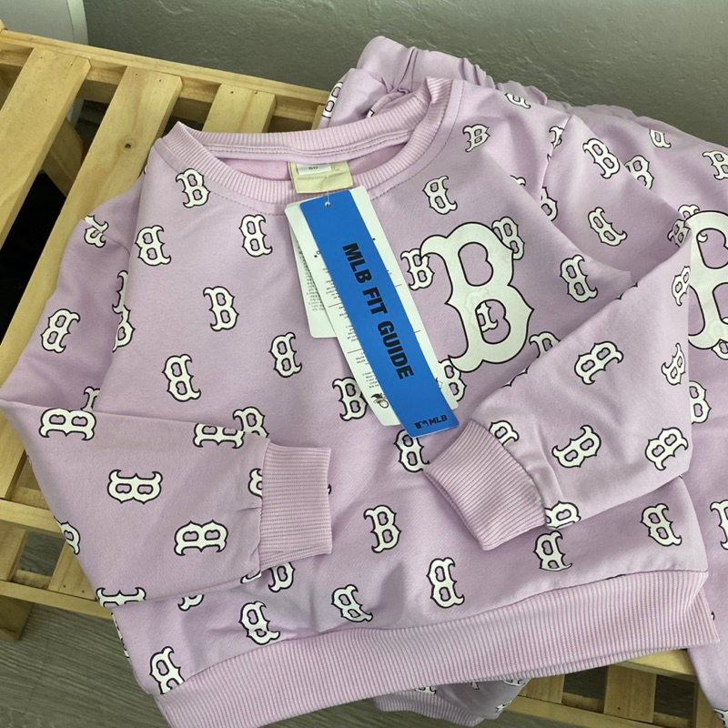 Bộ nỉ da cá hoạ tiết chữ B Mlb màu tím cho bé gái size từ 12-35 cân