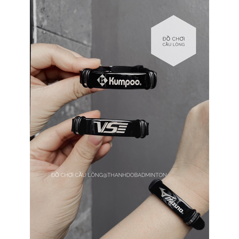 Vòng tay cầu lông Kumpoo,Mizuno,VS,Astrox 100zz Full box tặng vòng chỉ đỏ may mắn