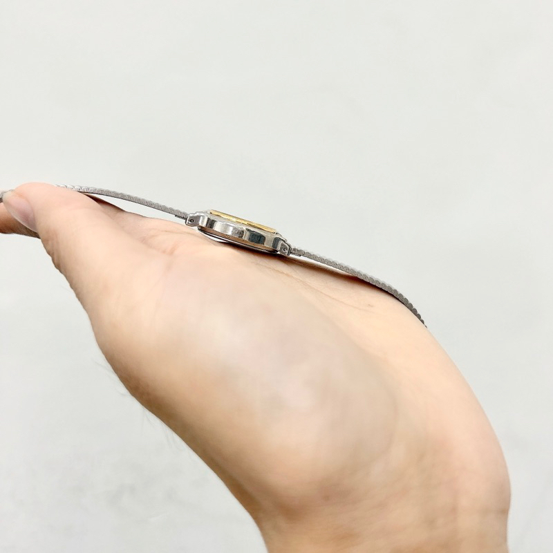 Đồng hồ si nữ máy nhật hiệu Noevip, mặt tròn dây kim loại trắng