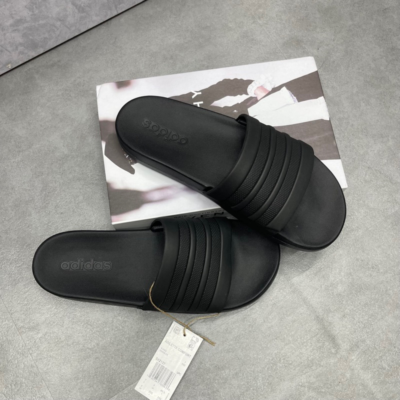 DÉP QUAI NGANG ADILETTE COMFORT LOGO "BLACK WHITE" - CG3425