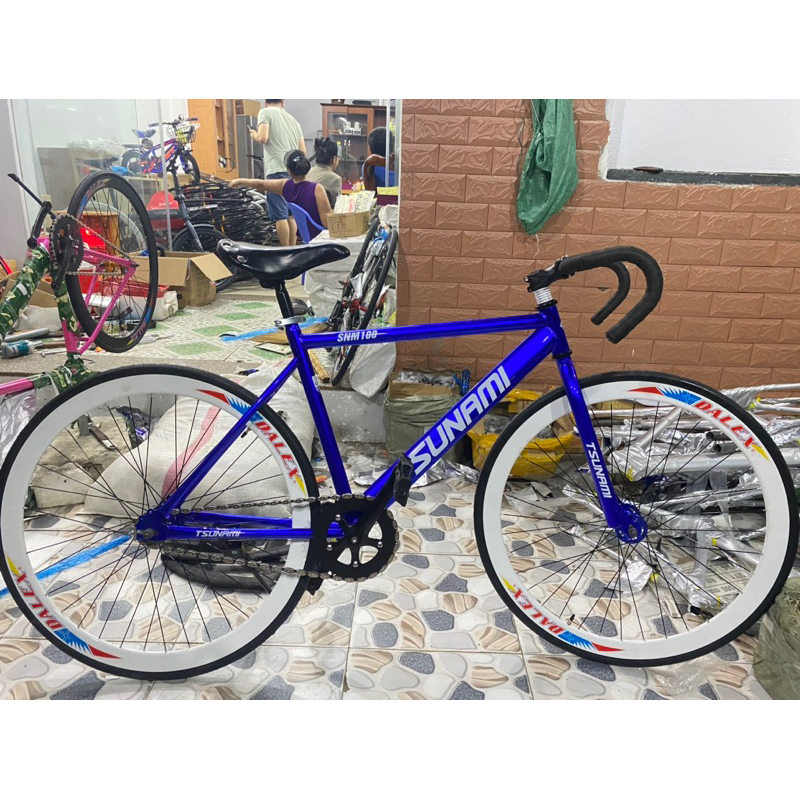 Xe đạp thể thao fixed gear & single speed tsunami xanh dương bánh trắng ( KÈM STRAP VÀ ĐỒ LẮP)
