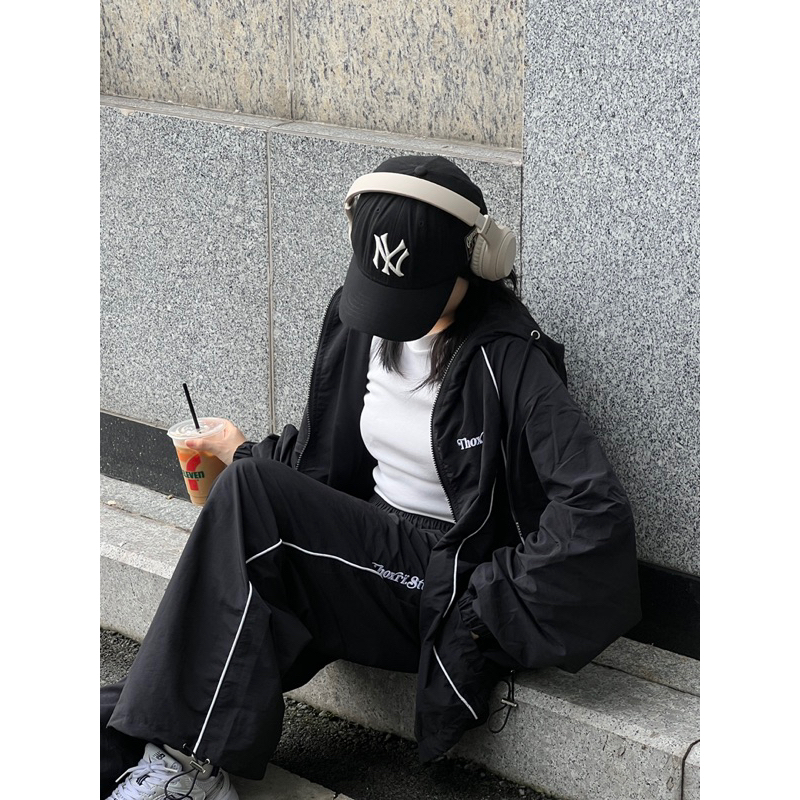 Set đồ thể thao khoác gió quần dù V2 // THOXRI