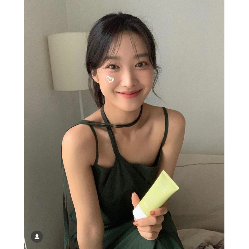 Kem Chống Nắng Goodal Heartleaf Calming Moisture Sun Cream Cho Da Mụn Nhạy Cảm