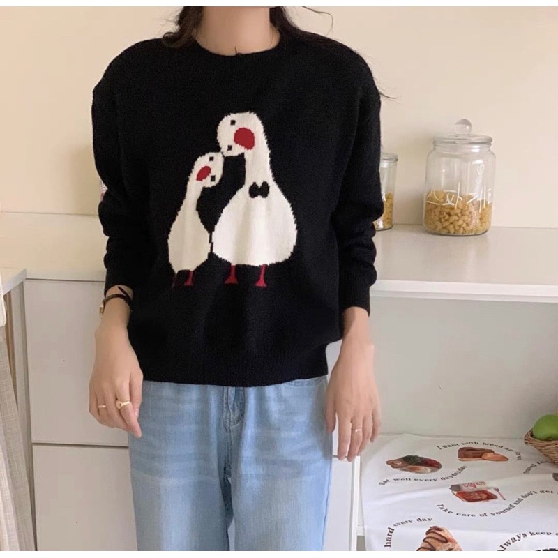 Áo len thêu vịt cute