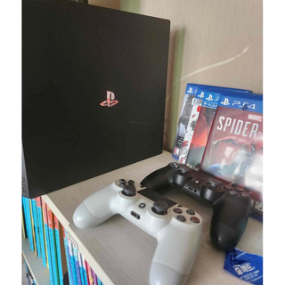 Máy chơi game PS4 pro 1tb