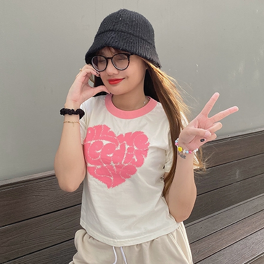 Áo thun baby tee Localbrand PUBERTY BIG HEART BABY TEE